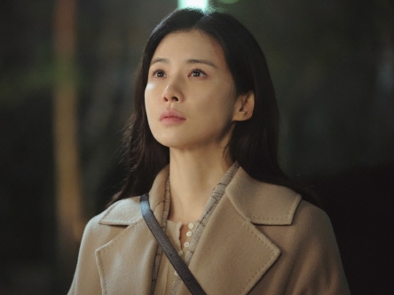 女優イ・ボヨン、“大人のロマンス”で魅せる…新ドラマ『花様年華』出演の理由は