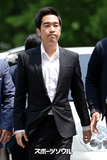 コ・ヨンコウ