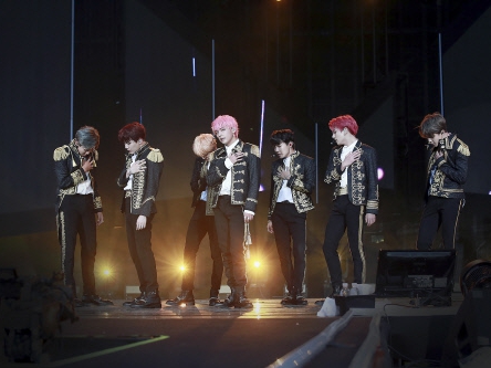 BTS（防弾少年団）、所属事務所と7年の再契約。“7年のジンクス”を一掃