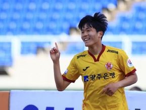 初の韓国代表に招集された光州FCナ・サンホ、「代表初ゴールを決めたい」