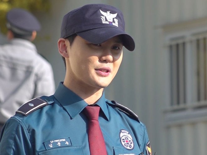 JYJジュンスが5日に除隊。集まったファンに「ステージでお返しする」