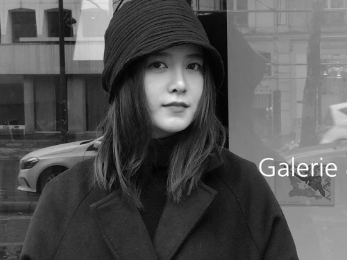 才能の尽きない女優ク・ヘソン、パリで個展を開催