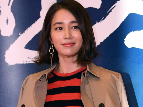 女優イ・ミンジョン、イ・ビョンホンとの結婚生活公開するか