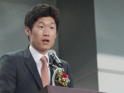 パク・チソンが韓国サッカー協会から去る？ 「ユース戦略本部長から退きたい」