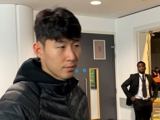 トッテナムの完勝を率いた4試合連続ゴールのソン・フンミンを直撃【現地取材】