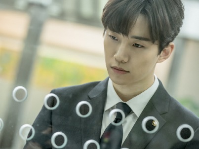 2PMジュノ主演の新ドラマが3月放送開始！ カリスマ弁護士に扮したスチール写真も公開