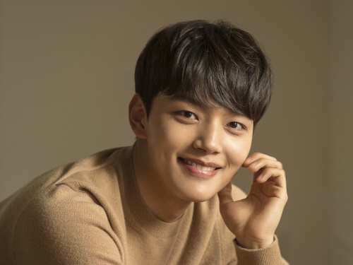 俳優ヨ・ジングが『王になった男』の撮影を終えて学んだことは？【インタビュー①】