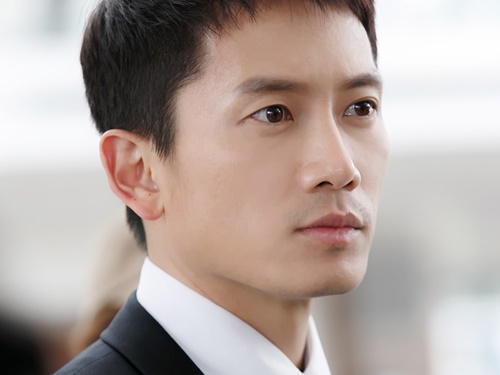 俳優チソン、11年ぶりとなる医療ドラマでお茶の間復帰。代表作更新なるか