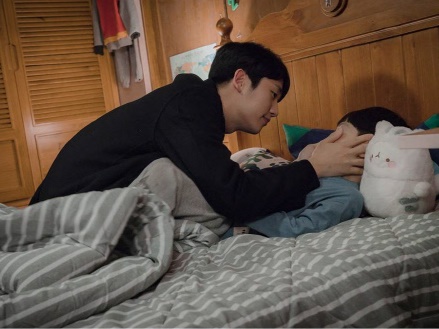 若手俳優チョン・ヘイン、主演ドラマでイメージを一新。“影のある薬剤師”役に絶賛の声