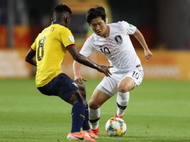 韓国が史上初のU-20W杯決勝進出!! イ・ガンインの圧倒的な“存在感”が光る