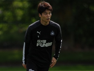 元韓国代表キ・ソンヨンがレギュラー争いで苦戦…開幕戦の先発出場は絶望的か