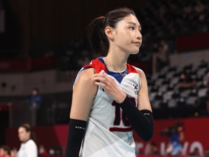 引退宣言と熱い涙…韓国バレーの女帝キム・ヨンギョン「後悔はない。夢のようだった」