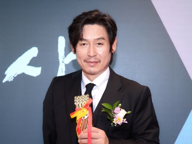 日本公開控える映画『茲山魚譜』、主演ソル・ギョングが評論家協会賞で男優主演賞受賞