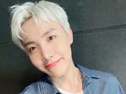 「恋に落ちました」BTSのJ-HOPE、近況写真が「たまらなく可愛い」とファンの間で話題に【PHOTO】