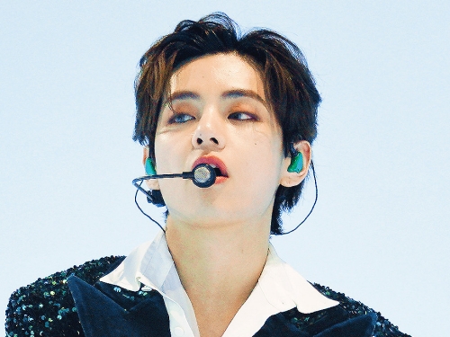 BTS・Vが深夜に“ソウルの学生街”に出没！…訪れた理由に感激「愛さずにはいられない」【画像】