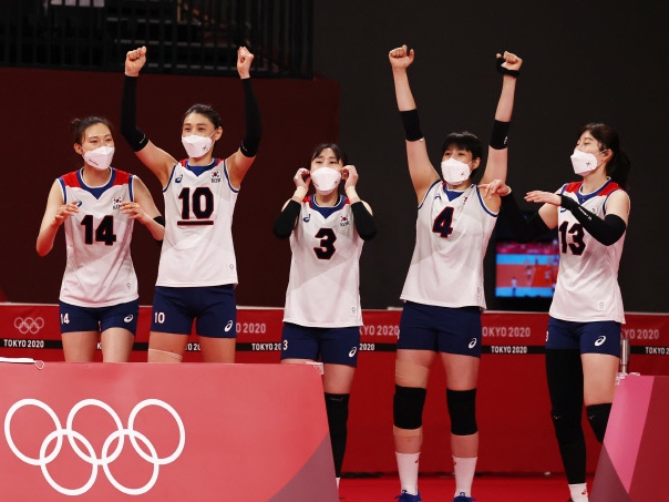 主力温存の女子バレー韓国代表、セルビアにストレート負けもグループ3位で準々決勝へ【東京五輪】