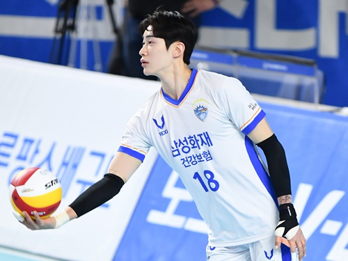 韓国男子バレー選手の遺体発見から2日…所属先監督も「心が苦しい。試合後弔問に行く」と暗い表情