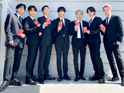 開封は2039年！ BTSが「青年の日」に寄贈したタイムカプセルが韓国で常設展示へ