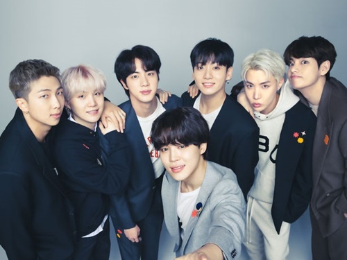 BTS、1年ぶりオンラインコンサート開催迫る！圧巻のステージセット、最先端技術に高まる期待