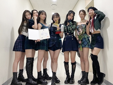 ガールズグループ最長期間チャートインの記録を塗り替えたOH MY GIRL、3月カムバックが決定！