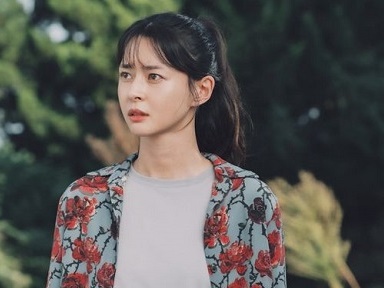 『梨泰院クラス』女優クォン・ナラ、新ドラマのキャラクタースチールで“美人スマイル”【PHOTO】