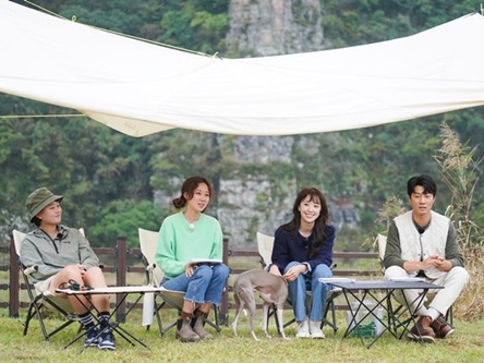 『椿の花』女優コン・ヒョジン出演の“ヤラセ”なしバラエティ、PDは「勇敢なスタート」と明かす【インタビュー後篇】