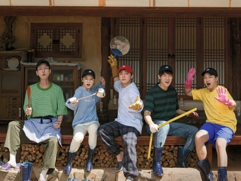 シーズン3は無いかもだけど…『賢い医師生活』の5人が共演するバラエティ番組のポスター公開