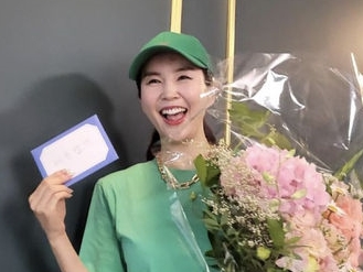 45歳で妊娠の韓国女性タレント、流産の可能性を報告…「高齢出産なので体力も急速に落ちて」【PHOTO】