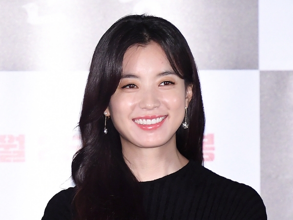 『トンイ』女優ハン・ヒョジュが「綺麗…」と自画自賛した写真とは？ BoAもタジタジ【PHOTO】