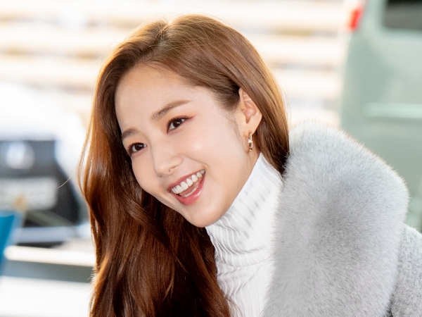 恋人との“スピード破局”もノーダメージ！女優パク・ミニョン、新ドラマ『私の夫と結婚して』を検討中