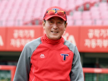 巨人退任で韓国に帰った元1軍打撃コーチに直撃取材！「スンちゃんのおかげで…」