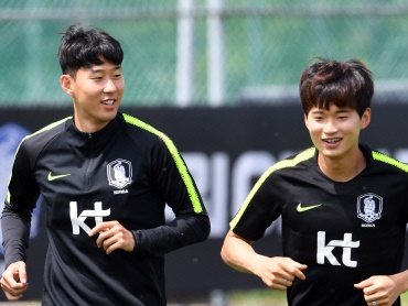 顔面骨折でW杯危機の韓国エース…負傷の辛さ知る元新潟DFが信頼示す「簡単に諦める選手じゃない」