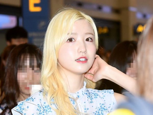IZ*ONE出身の本田仁美、ポニーテールで見せた“妖精のようなビジュ”「この供給を待ってた！」 【PHOTO】