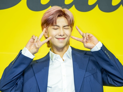 さすが“芸術愛好家”のBTS・RM、LAコンを控えて足を運んだ現地の人気スポットは？【PHOTO】