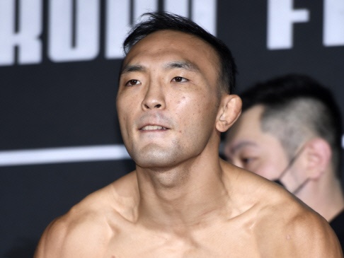 RIZINで扇久保博正を破ったキム・スーチョル、実は胃炎を起こしていた…本人が明かす勝利の裏側