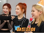 “努力家”ITZY、ファン愛あふれるビハインド映像公開！夜中まで続く撮影でも常に明るく元気に！