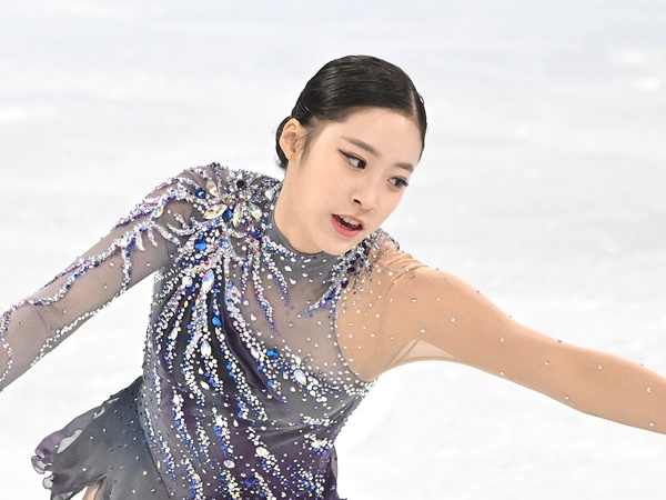 【写真】“キム・ヨナの後継者”ユ・ヨン、大人びた彼女風SHOTに反響「天使みたい」「癒される」