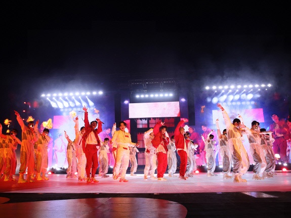 BTS「僕たちの歌とダンスは終わらない」…2年半ぶりソウル公演で韓国ARMYに届けた“言葉たち”