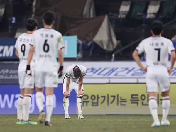 VARによる8分間の確認も…韓国Kリーグで決定的な誤審発覚「PKの判定は間違い。非常に残念」
