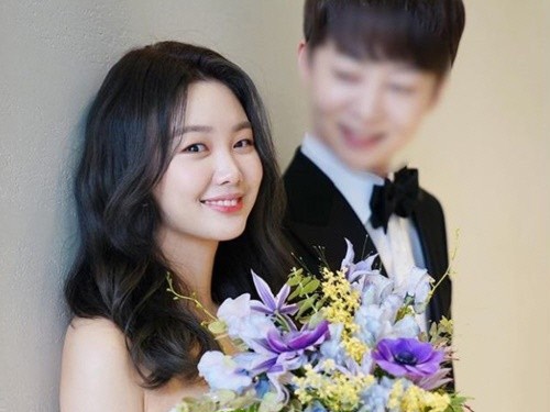 【写真】“最年少入社”で話題を集めた韓国の元女子アナが結婚！お相手は「年上、財閥ではない」