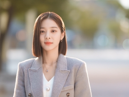 ドラマ『社内お見合い』でブレイク！女優ソル・イナ、2023年もドラマに映画にひっぱりだこ！