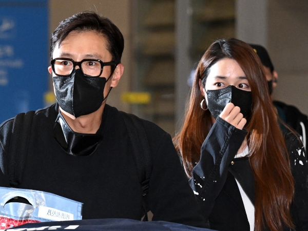 イ・ビョンホン＆イ・ミンジョン夫妻、アメリカでの旅行を終えて本日（4月20日）無事帰国【PHOTO】