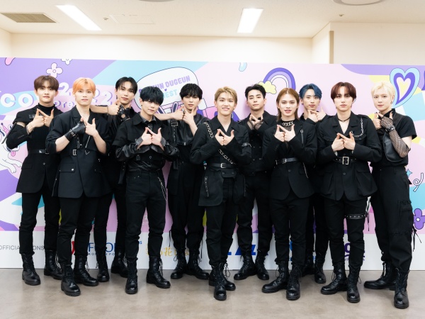 【画像6枚】INIが初の大舞台に…！幕張メッセ「KCON 2022 Premiere」に登場し会場沸かす