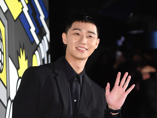 俳優パク・ソジュン、3週間ぶりSNS更新は突然の自撮り写真！「目の保養」「ハンサム」と反響続々【PHOTO】
