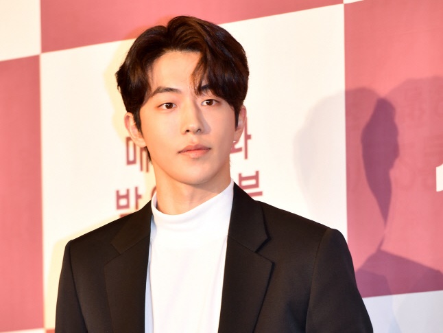 俳優ナム・ジュヒョク、来る12月に入隊予定「召集令状はまだ」…人気絶頂のなかで兵役義務を果たす