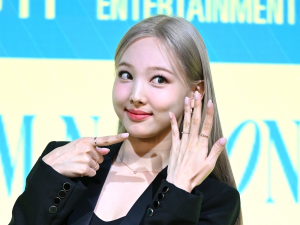 「TWICEナヨンさんに片思い」韓国男性アイドルが突然の告白!? ゲストも仰天「あなたって本当に…」