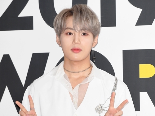 BTS・JIMINの“大親友” Wanna One出身ハ・ソンウン、9月5日の入隊を発表「場所及び時間は非公開」【公式】