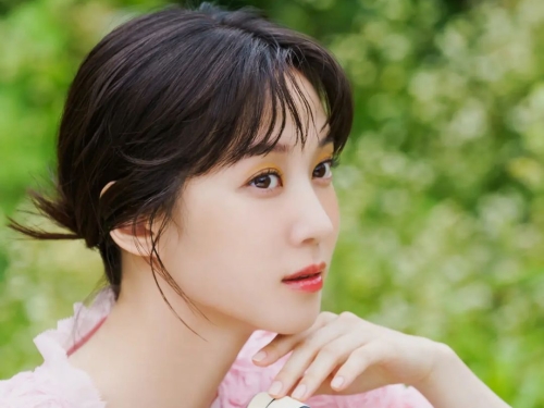 “ウ・ヨンウ”演じたパク・ウンビン、花のような可憐な美しさにファン驚愕「本当に30歳…!?」【PHOTO】