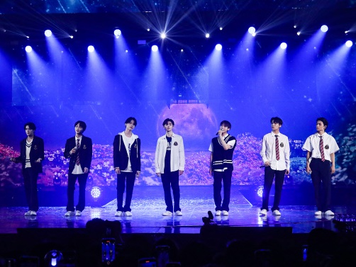 日本の追加公演まで全席“売り切れ”に…ENHYPEN、初ワールドツアーで証明した爆発的な人気