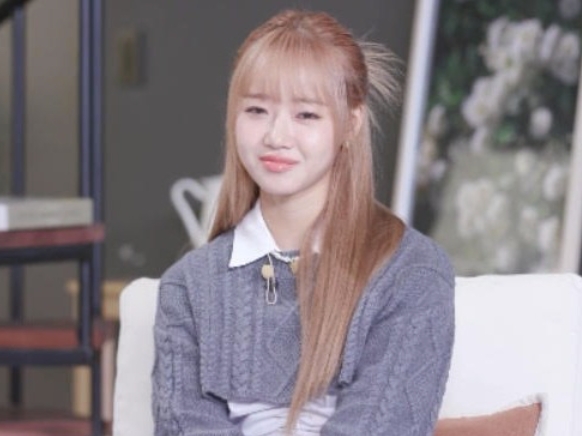 I.O.I出身でWeki Mekiのチェ・ユジョン、自身の初恋について語る「不安な恋愛だった」